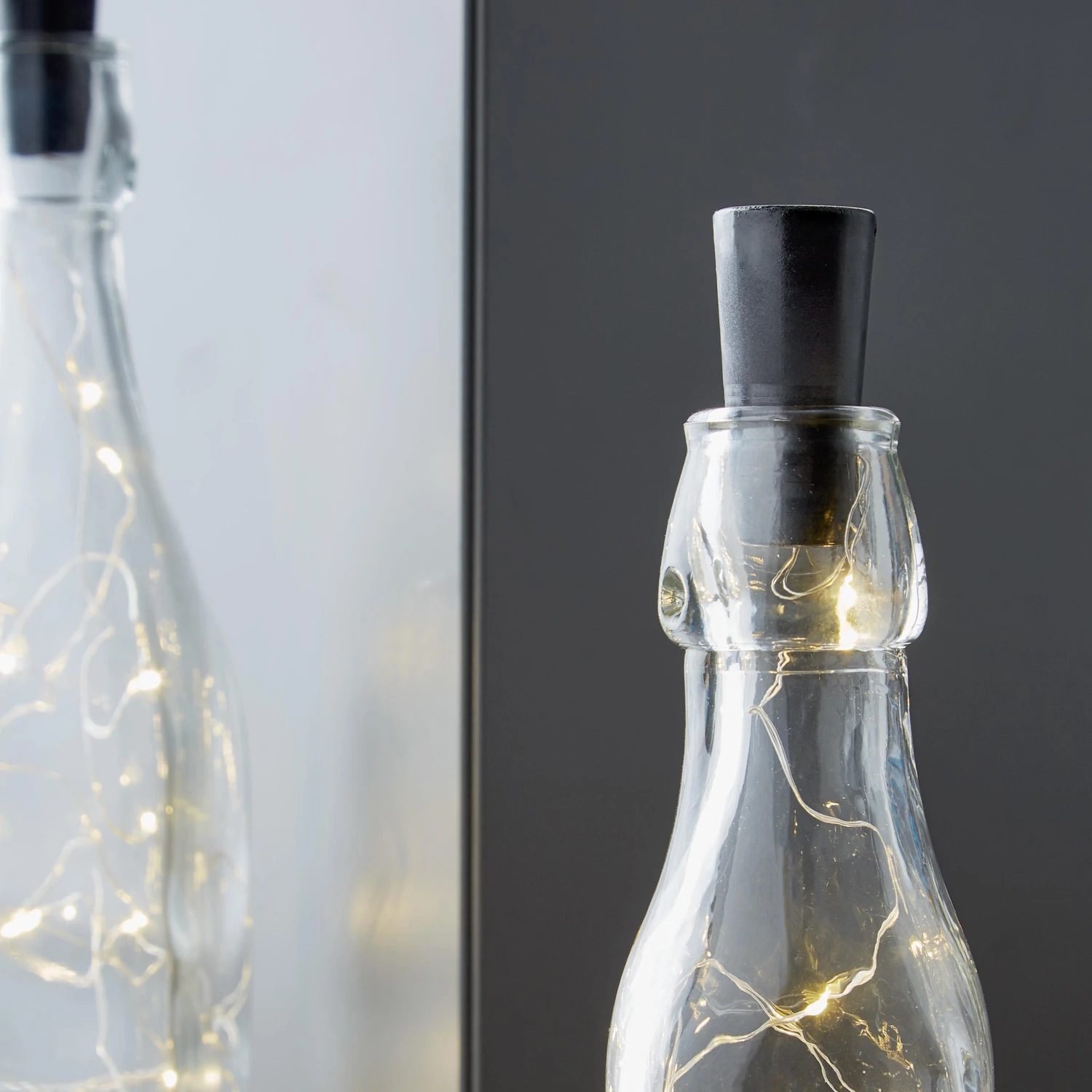 Bügelflasche Mit Flaschenbeleuchtung 2-tlg. BOTTLE LIGHT In Transparent - Image 2
